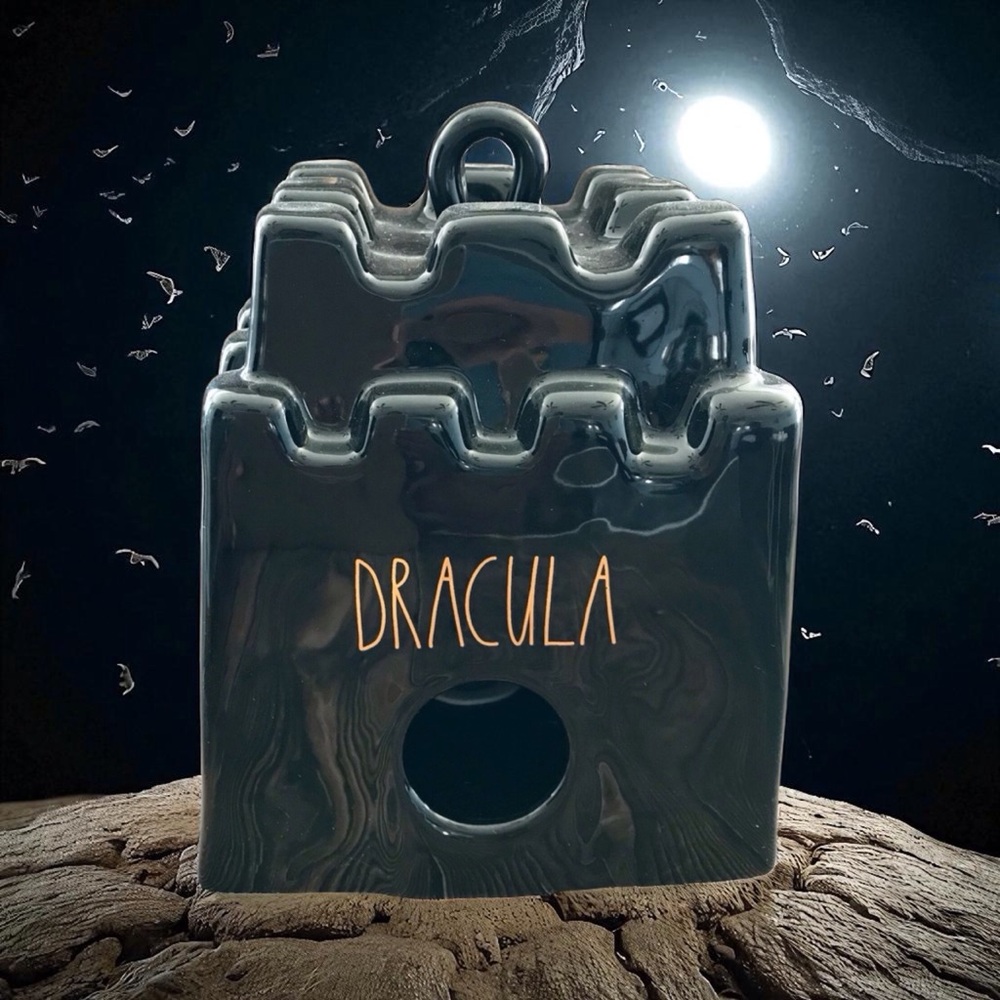 🆕Rae Dunn Draculas Castle Bird House